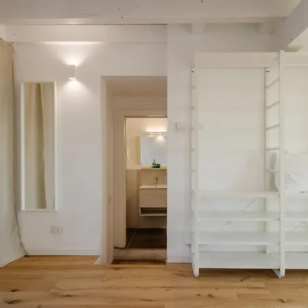 Casanova Bluelife * ترييستي