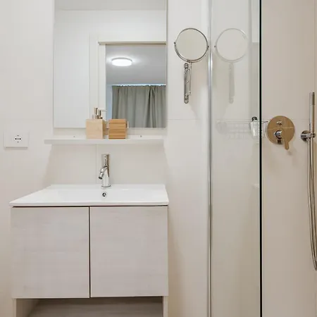 Casanova Bluelife * ترييستي