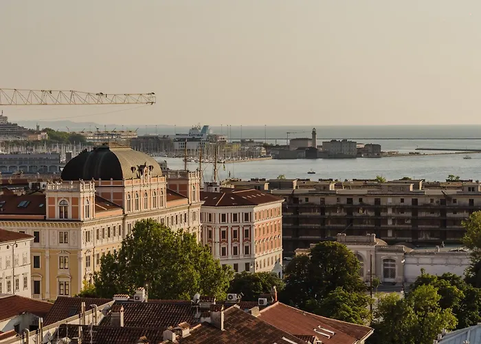 アパート Casanova Bluelife トリエステ