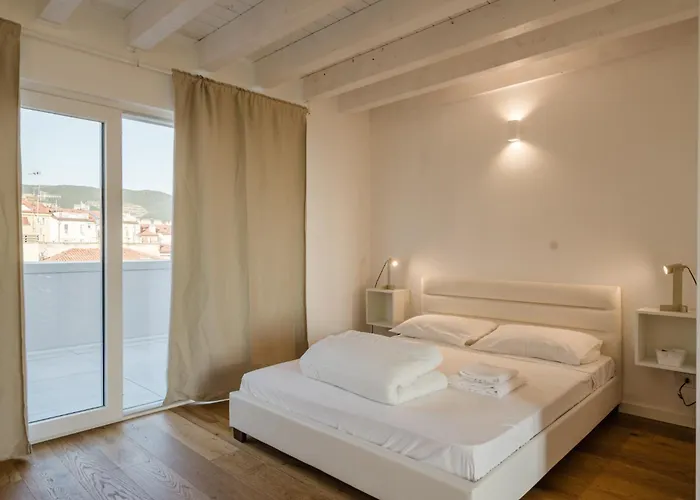 Apartment Casanova Bluelife Trieste